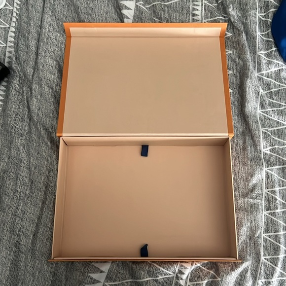 LOUIS VUITTON Orange Storage Gift Box - Picture 2 of 5